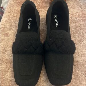 Vivaia Women’s Black Loafers 39 US 8 VGUC